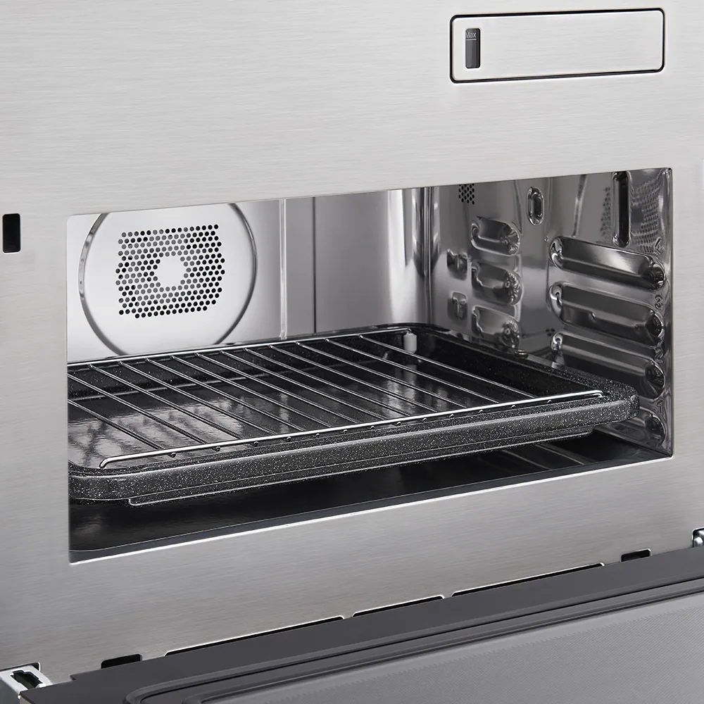 Духовой шкаф с микроволнами и паром Signature Kitchen Suite SKSLV2421MS