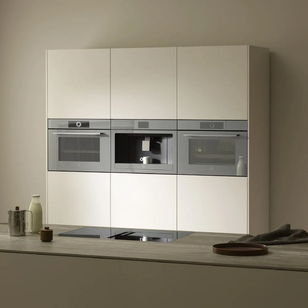 Кофемашина V-ZUG CoffeeCenter V6000 45 черное стекло COC6T-25005